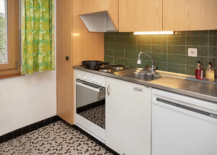 Porthos 37 By Interhome شقة